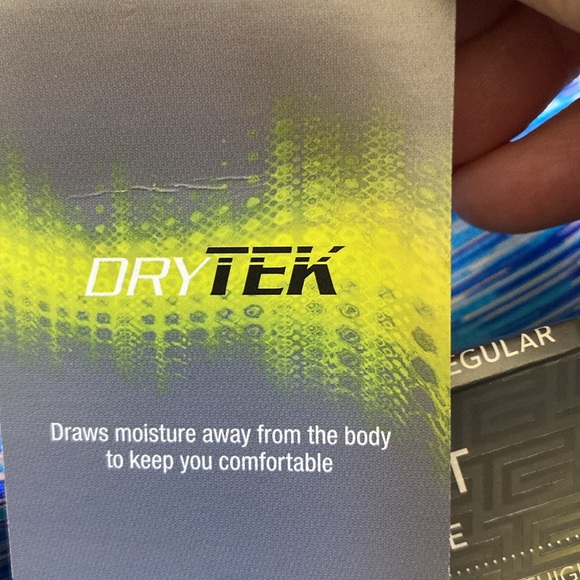 Tek Gear Multi Purpose Mid Rise Shorts Blue Multi Color Exercise Workout L NWT - Picture 7 of 7